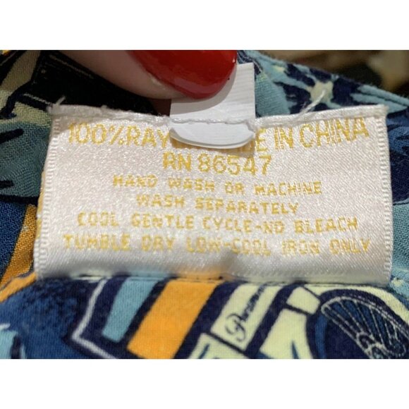 Vintage PARAMOUNT PICTURES Single Stitch Hawaiian Shirt Movie Biz Collectible - Picture 10 of 10